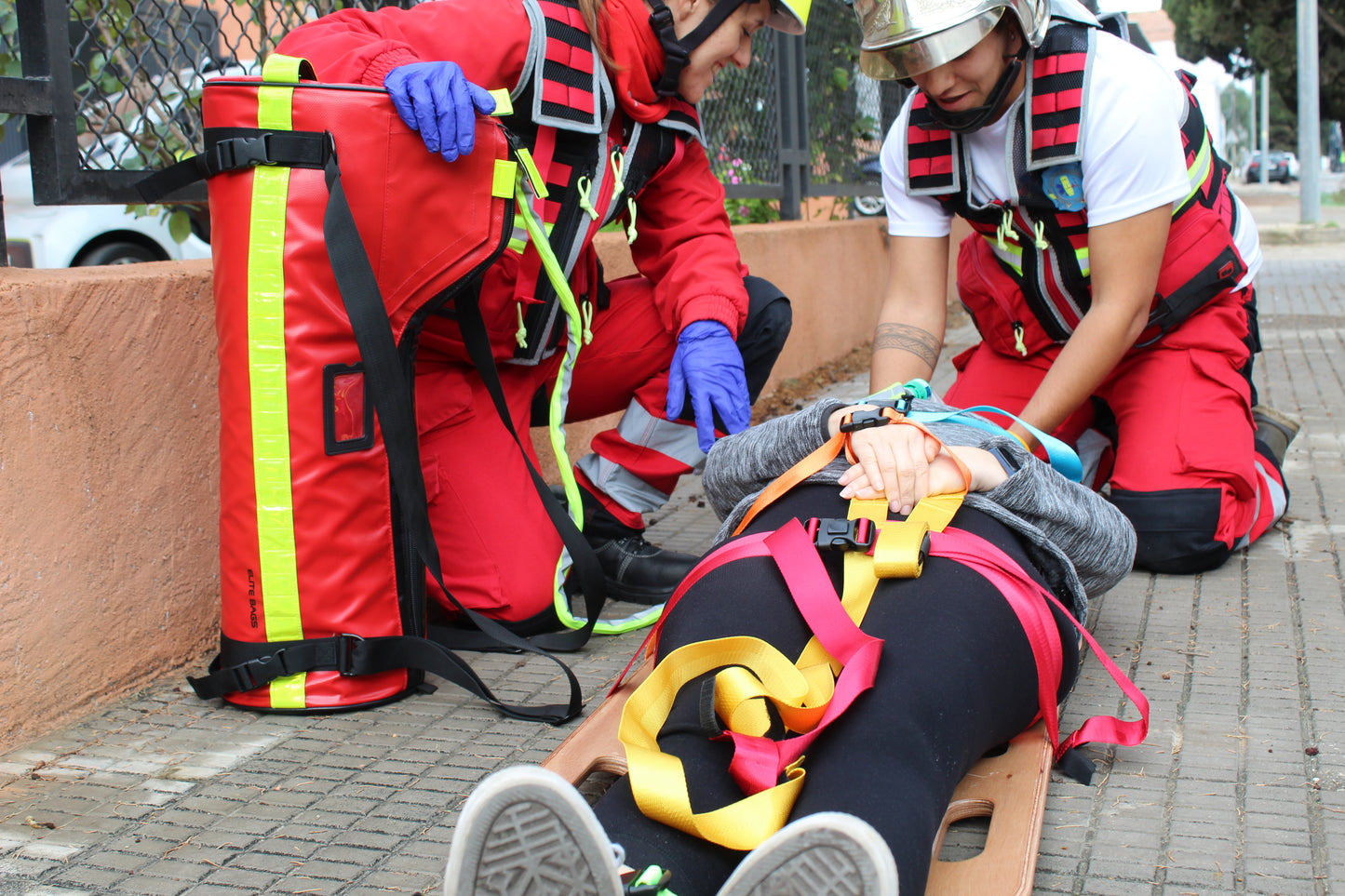 TUBE’S Oxygen Barrel Bag - Red Tarpaulin