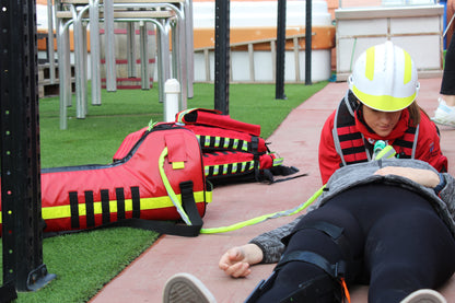 TUBE’S Oxygen Barrel Bag - Red Tarpaulin