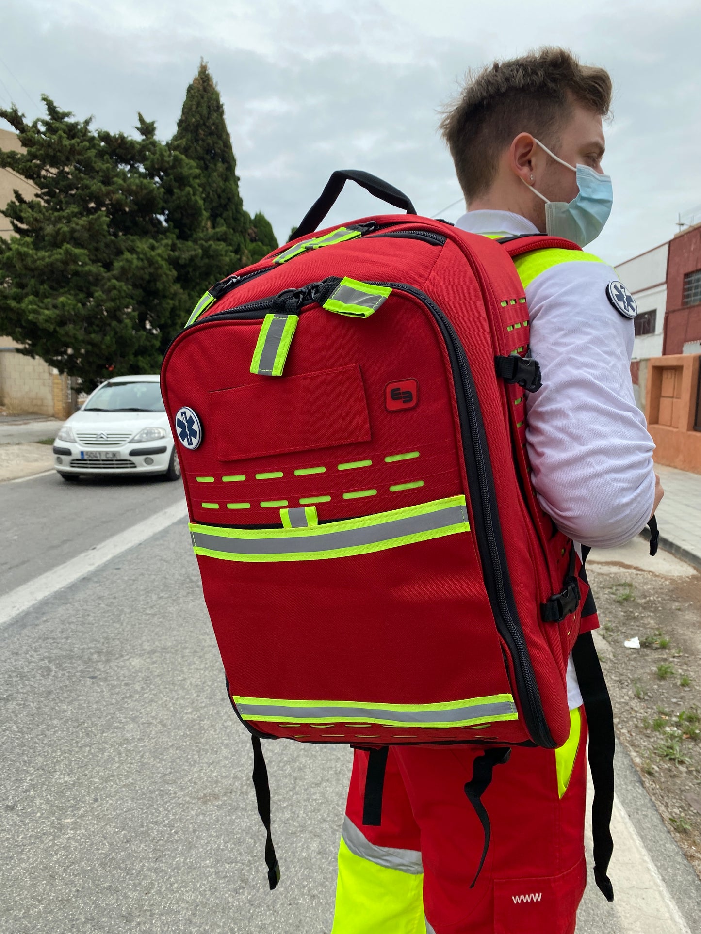 Robust's - Tactical Backpack with Adjustable Inner Layout - Red