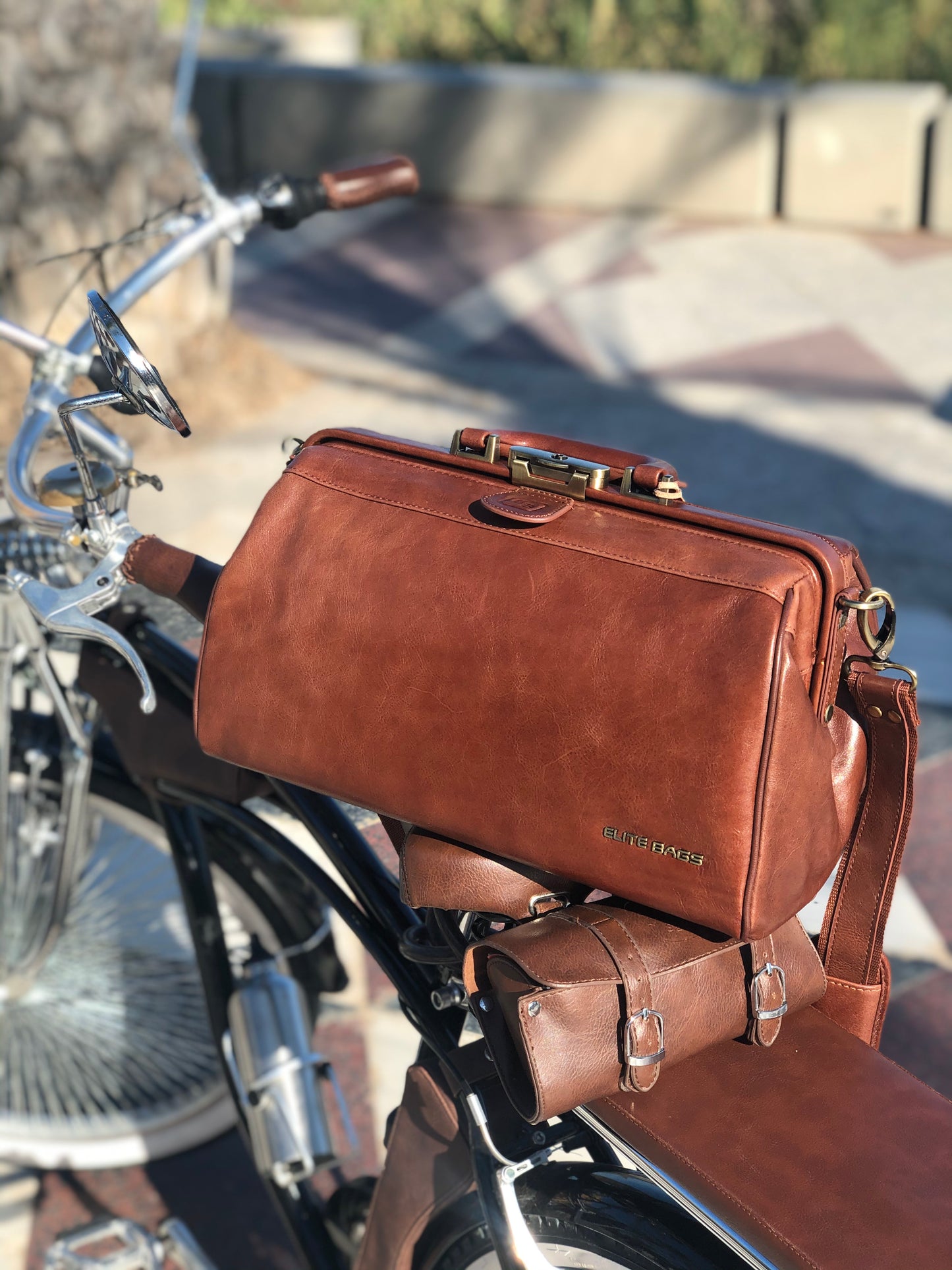 Elite Traditional Medical Bag - Brown Leather