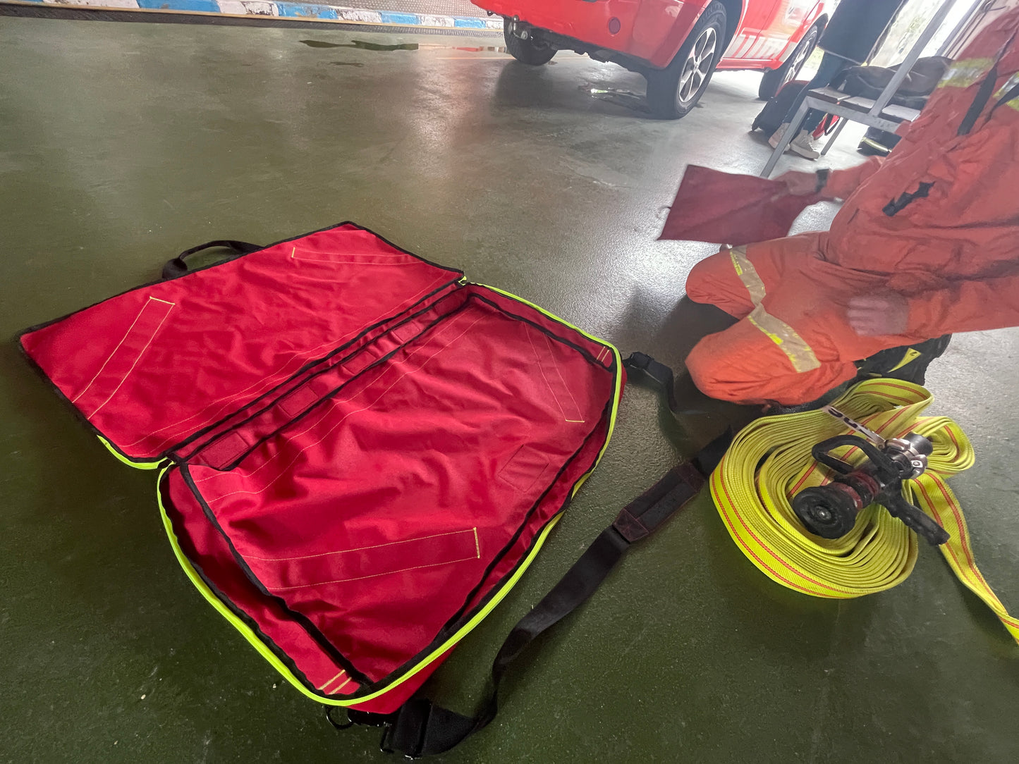 Baho's Hose Pack Bag - Red