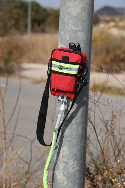 Intravenous Fluid Bag Holder and Temperature Stabiliser