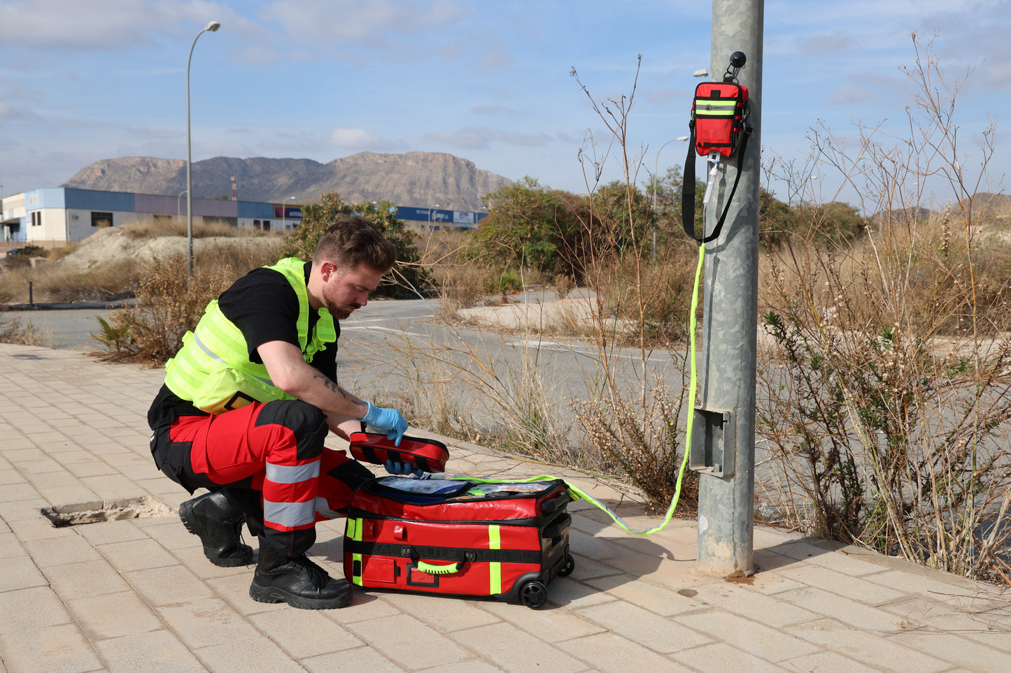 Elite Bags - EMERAIR'S TROLLEY Tarpaulin Respiratory Emergency Trolley