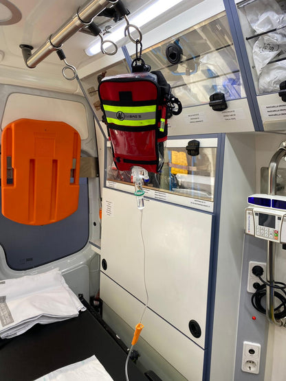 Intravenous Fluid Bag Holder and Temperature Stabiliser