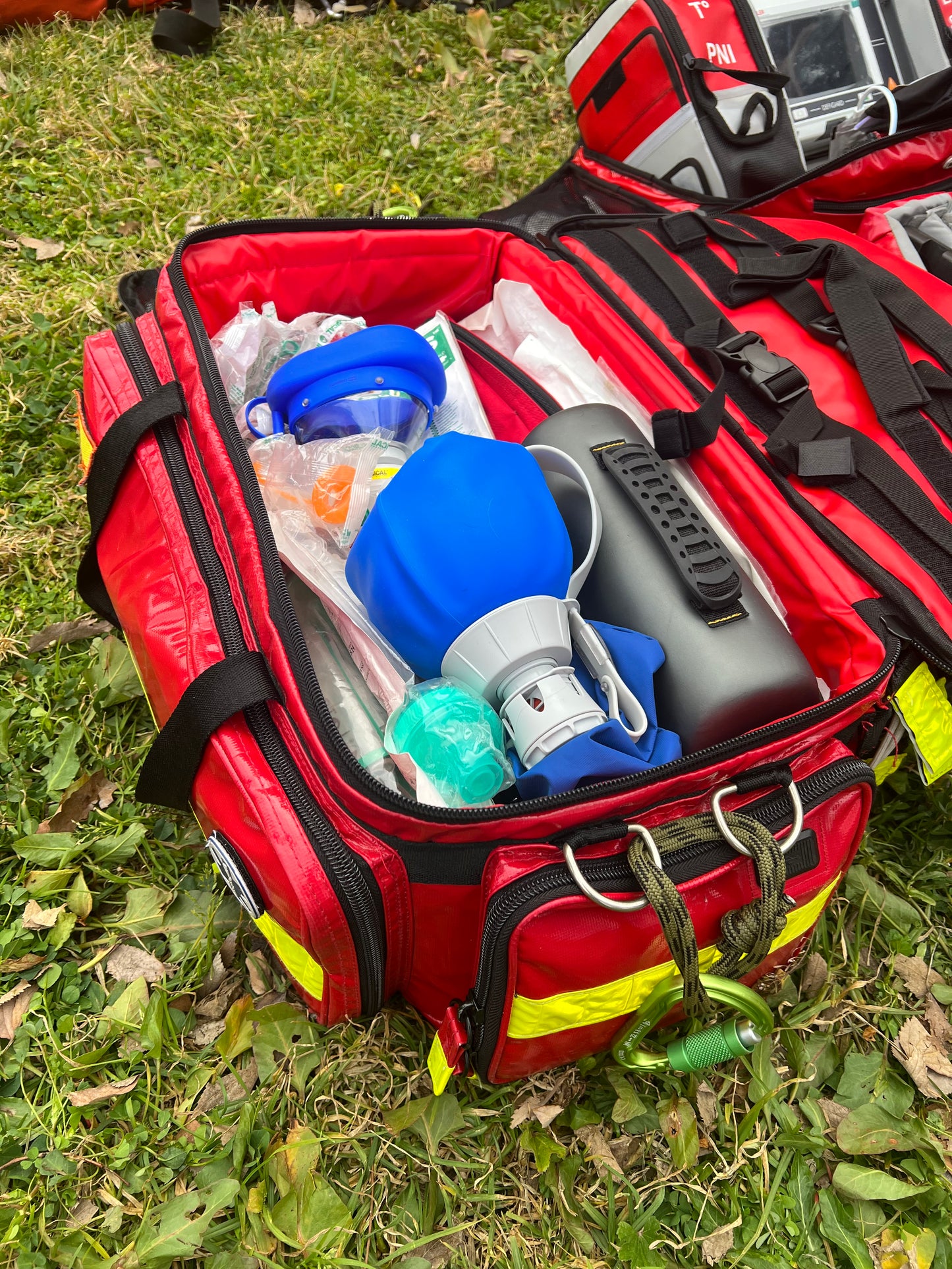 Critical Advanced Life Support Emergency Bag - Tarpaulin